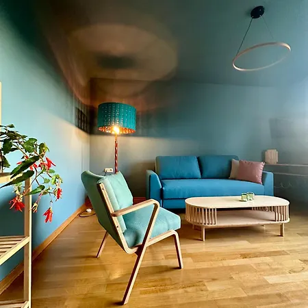 A Am Theater Mit Terrasse Und Balkon Apartment *