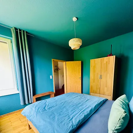 A Am Theater Mit Terrasse Und Balkon Appartement Stralsund